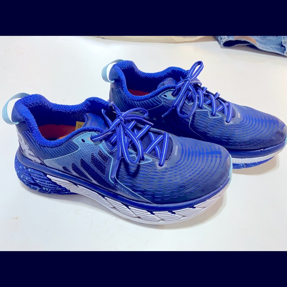 Homs One One women’s size 8.5 D running shoes